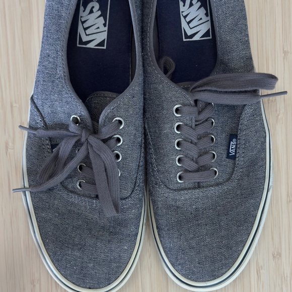 Vans size 10.5 - Picture 1 of 5